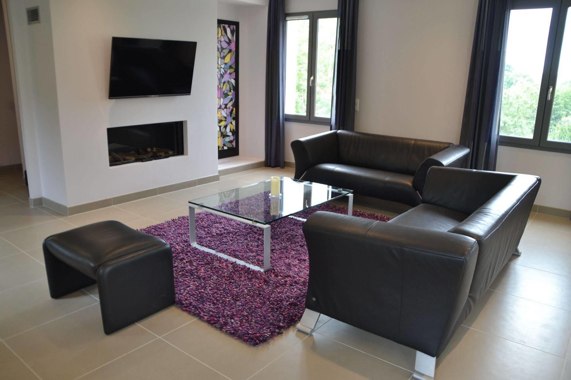 Mouleydier Chateau Les Merles Et Ses Villas מראה חיצוני תמונה